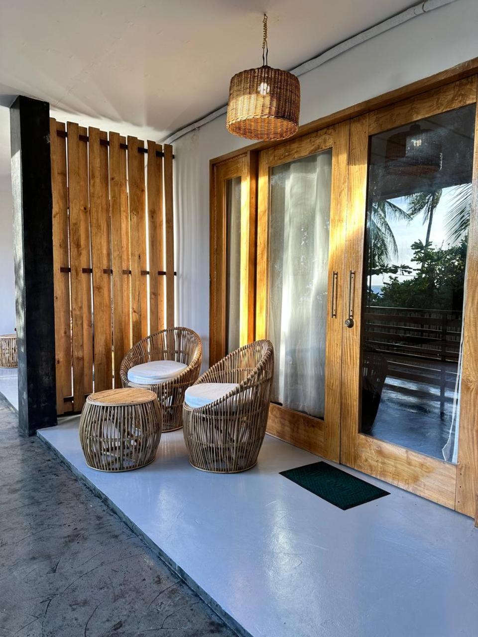 Ursula Beach Resort El Nido Exterior foto